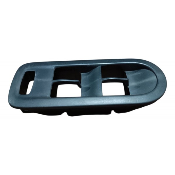 Moldura Botão Vidro Dianteiro Esquerdo Megane 2006 A 2012