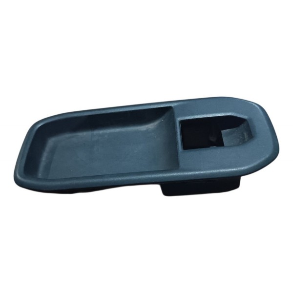 Moldura Botão Vidro Diant. Direito Logan Sandero 2016 A 2023