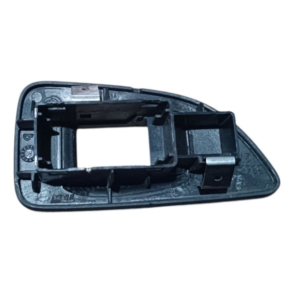 Moldura Botão Vidro Traseiro Direito Fiat Bravo 2011 A 2016