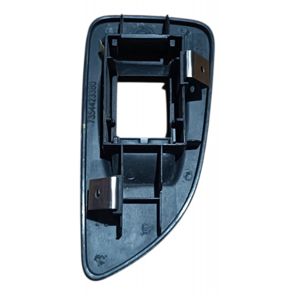 Moldura Botão Vidro Tras. Direito Linea Punto 2009 A 2015