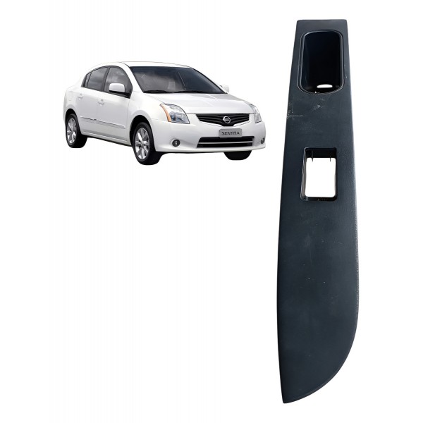 Moldura Botão Vidro Tras. Direito Nissan Sentra 2010 A 2014