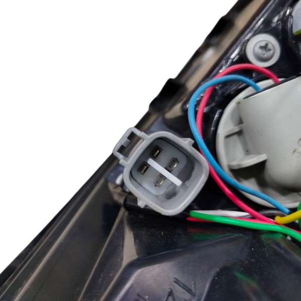 Lanterna Esquerda Toyota Corolla Cross 2022 2023 Original Esquerdo/motorista Vermelho