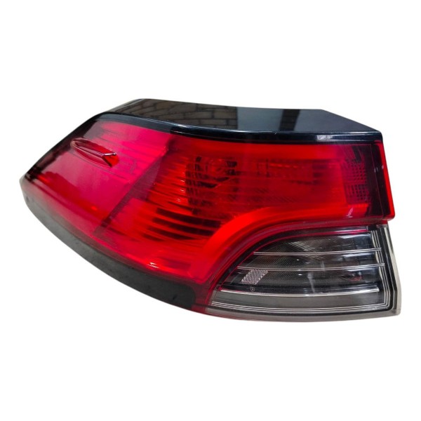 Lanterna Esquerda Toyota Corolla Cross 2022 2023 Original Esquerdo/motorista Vermelho