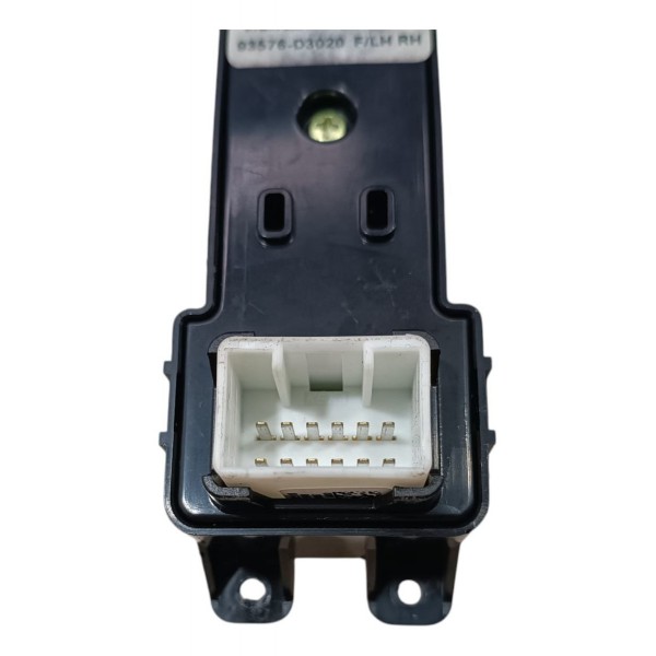 Botão Vidro Dianteiro Direito Hyundai Tucson 2008 2009 2015