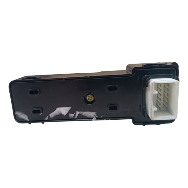 Botão Vidro Traseiro Esquerdo New Tucson 2018 2019 2020 2021