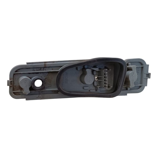 Circuito Lanterna Traseira Direita Celta 2000 2001 2005 Direito/passageiro Cinza