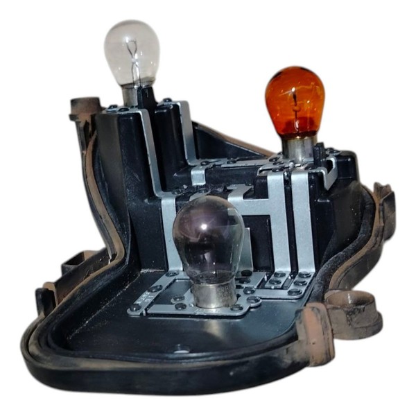 Circuito Lanterna Traseira Esquerda Gm Cobalt 2016 2017 2019 Esquerdo/motorista Preto