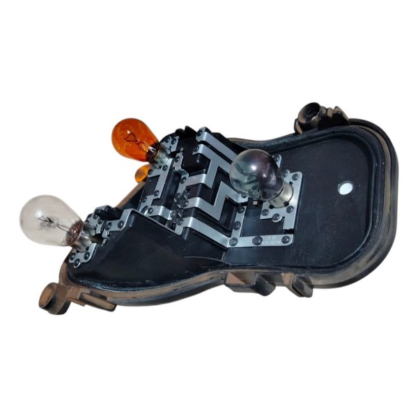 Circuito Lanterna Traseira Esquerda Gm Cobalt 2016 2017 2019 Esquerdo/motorista Preto