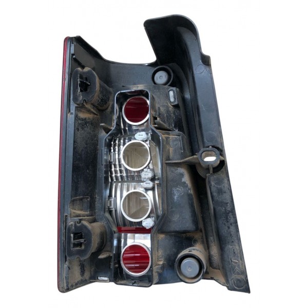 Lanterna Direita Peugeot Partner 2014 2015 A 2020 Original Direito/passageiro Vermelho