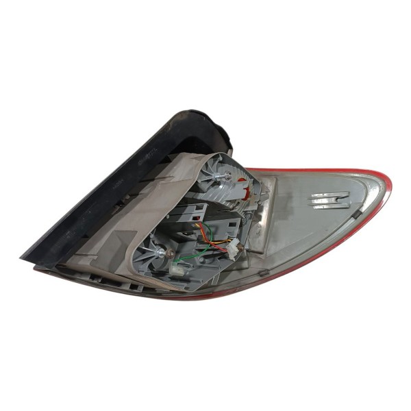 Lanterna Esquerda Mercedes B200 2013 2014 2015 2018 Original Esquerdo/motorista Vermelho