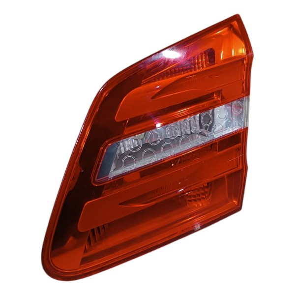 Lanterna Direita Mercedes B200 2013 2014 2018 Aplique Tampa Direito/passageiro Vermelho
