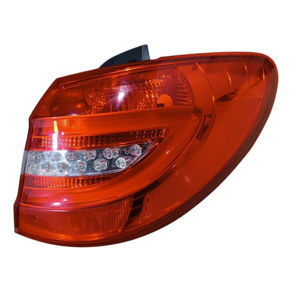 Lanterna Direita Mercedes B200 2013 2014 2015 2018 Original Direito/passageiro Vermelho