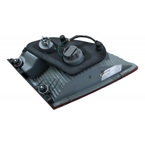 Lanterna Direita Hb20 Sedan 2014 2015 2016 Aplique Tampa Direito/passageiro Vermelho