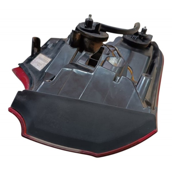 Lanterna Direita Citroen Ds5 2011 2012 2014 2015 Original Direito/passageiro Vermelho