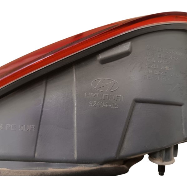 Lanterna Direita Hb20 Hatch 2017 2018 2019 Aplique Tampa Esquerdo/motorista Vermelho