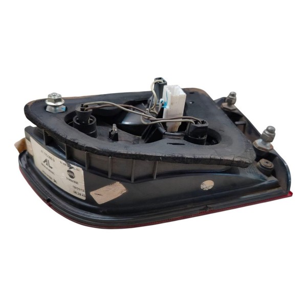 Lanterna Esquerda Gran Siena 2014 2018 2020 Aplique Tampa Esquerdo/motorista Vermelho