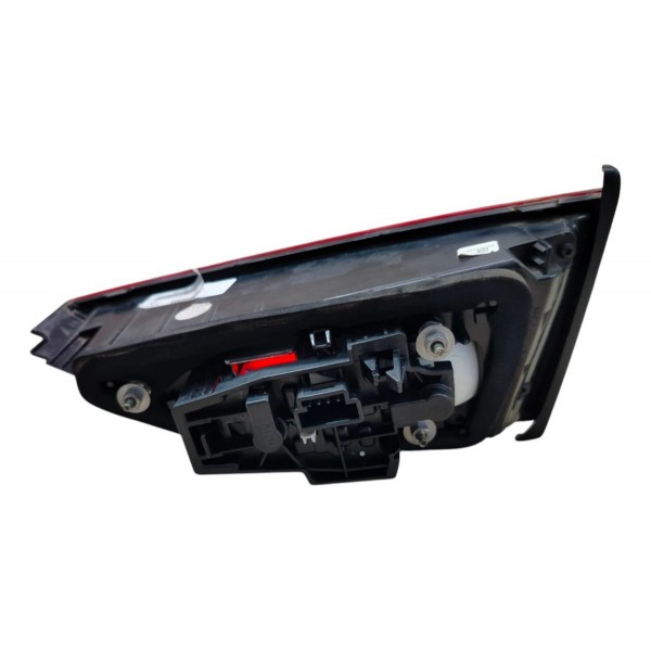 Lanterna Esquerda Tampa Traseira Audi A3 2014 2015 2016 2017 Esquerdo/motorista Vermelho