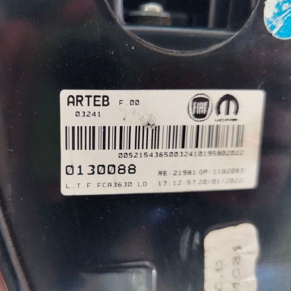 Lanterna Direita Fiat Pulse 2021 2022 2023 Original Direito/passageiro Vermelho