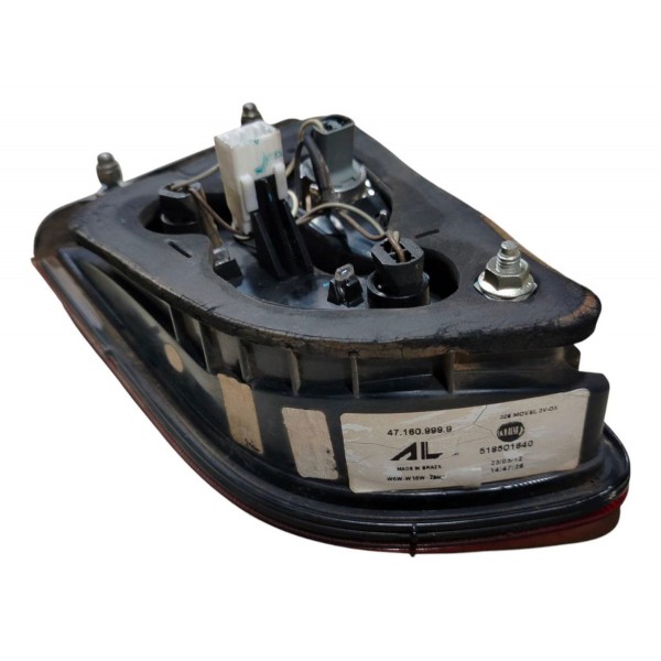 Lanterna Direita Gran Siena 2012 2014 2018 Aplique Tampa Direito/passageiro Vermelho