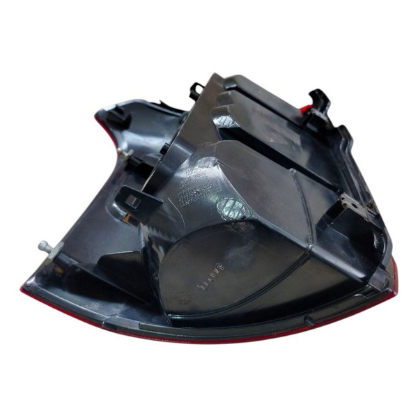 Lanterna Direita Gm Montana 2011 2013 2015 2017 Original Direito/passageiro Vermelho