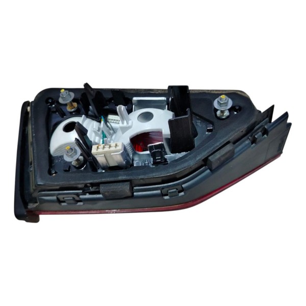 Lanterna Direita Audi A3 Sedan 2013 2014 2018 Aplique Tampa Direito/passageiro Vermelho