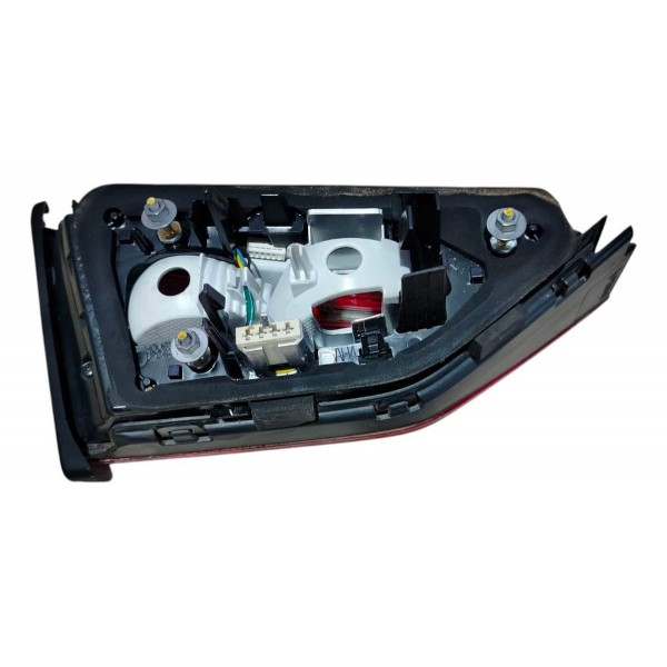 Lanterna Direita Audi A3 Sedan 2013 2014 2018 Aplique Tampa Direito/passageiro Vermelho