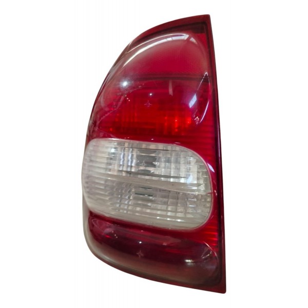 Lanterna Esquerda Classic Sedan 2005 2007 2008 2010 Esquerdo/motorista Vermelho