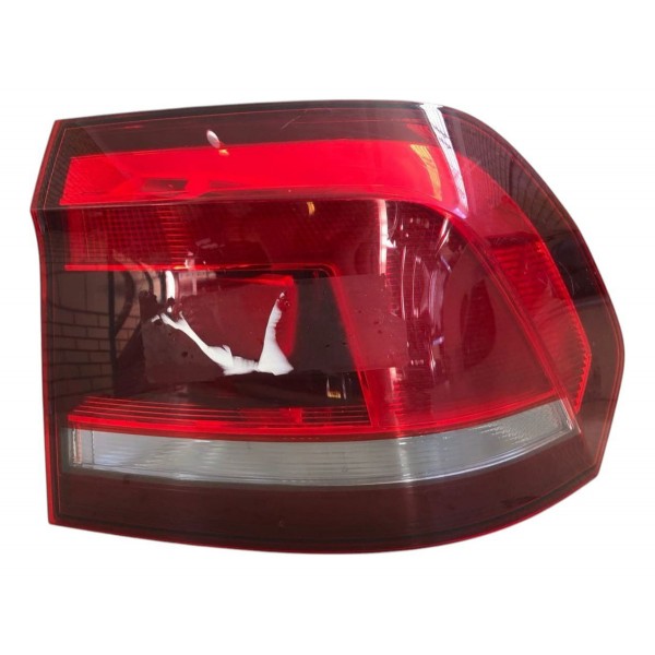 Lanterna Direita Volkswagen Fox 2017 2018 2020 2022 Original Direito/passageiro Vermelho