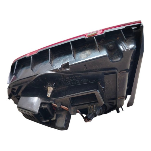 Lanterna Esquerda Vw Golf 2014 2016 2015 2018 Aplique Tampa Esquerdo/motorista Vermelho