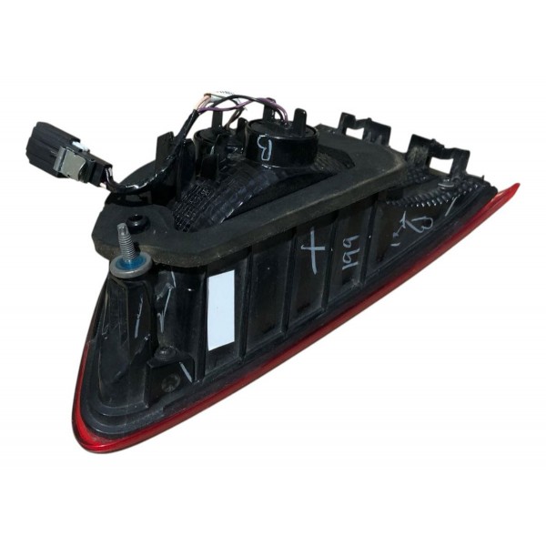 Lanterna Esquerda Onix Sedan 2020 2022 2025 Aplique Tampa Direito/passageiro Vermelho