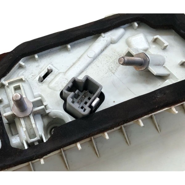 Lanterna Direita Jaguar Xe 2015 2018 2020 Aplique Tampa Trás Direito/passageiro Vermelho