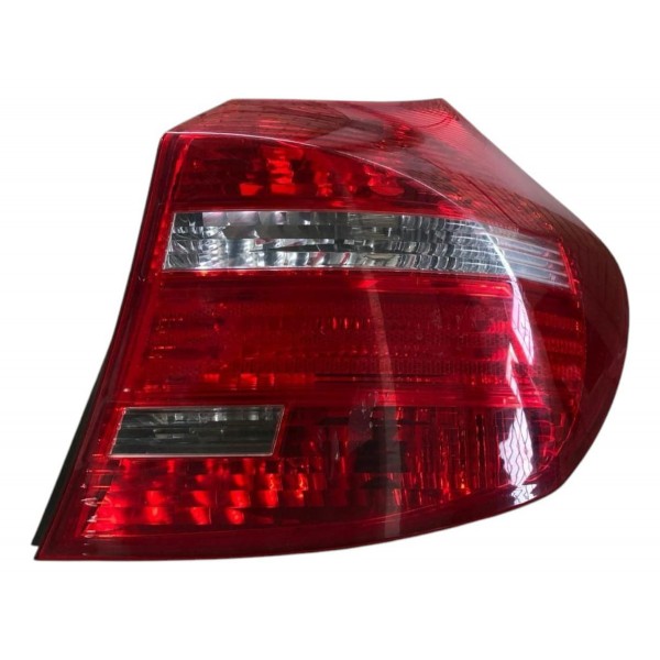 Lanterna Direita Bmw 118i 2007 2008 2009 2010 2012 Original Direito/passageiro Vermelho
