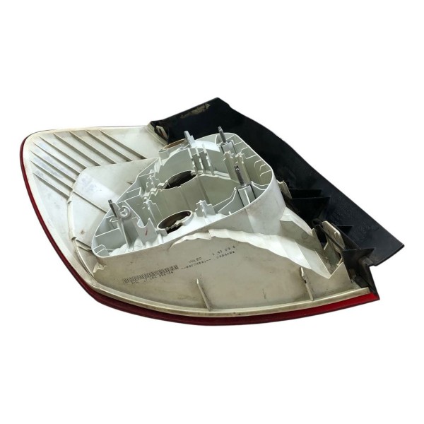 Lanterna Direita Bmw 118i 2007 2008 2009 2010 2012 Original Direito/passageiro Vermelho