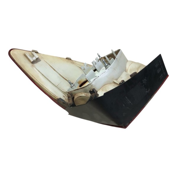 Lanterna Esquerda Mercedes B180 B200 2007 2009 2011 Original Esquerdo/motorista Vermelho