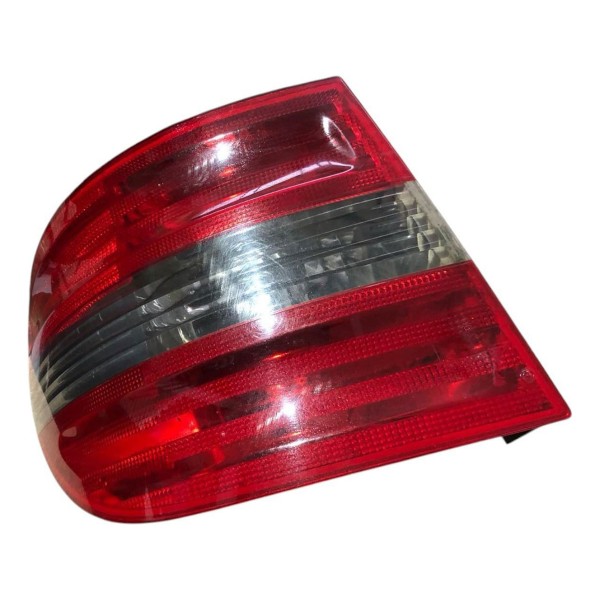 Lanterna Esquerda Mercedes B180 B200 2007 2009 2011 Original Esquerdo/motorista Vermelho