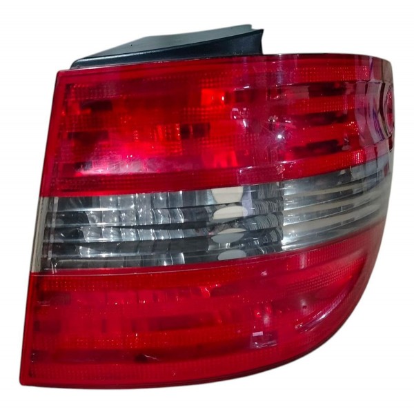 Lanterna Direita Mercedes B200 2006 2008 2010 Original Direito/passageiro Vermelho