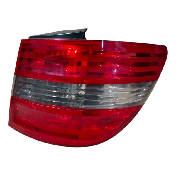 Lanterna Direita Mercedes B200 2006 2008 2010 Original Direito/passageiro Vermelho