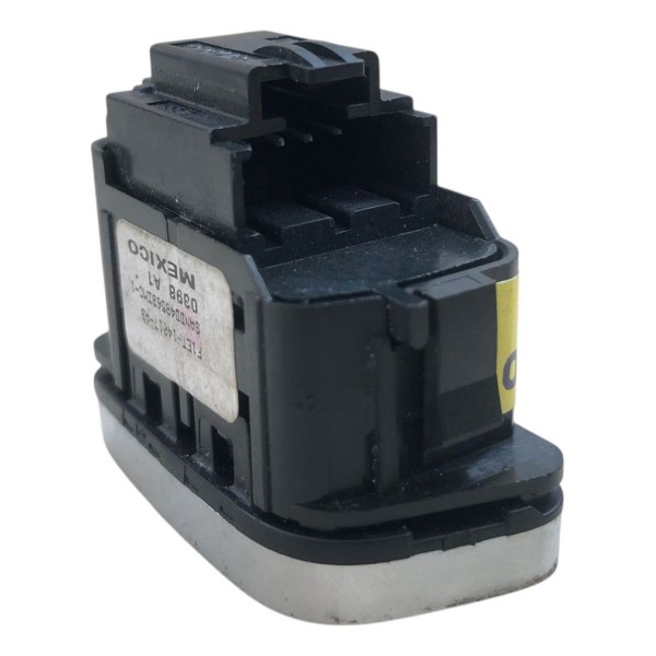 Botao Trava Porta Dianteira Esquerda Focus 2016 2017 2019