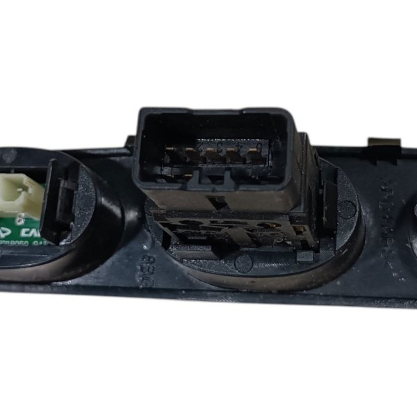 Moldura Botão Alerta Security Chery Qq S11-3718010 2011/2015 Preto