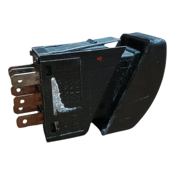 Botao Interruptor Pisca Alerta Gm Corsa 1994 1995 A 2002