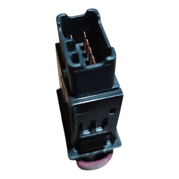 Botão Pisca Alerta Chevrolet Tracker 2003 2004 2005 A 2008