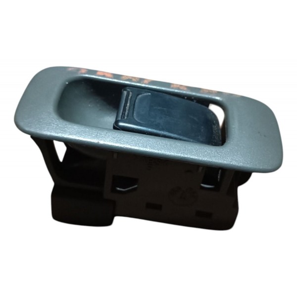 Botão Interruptor Vidro Traseiros Gm Tracker 2000 A 2009