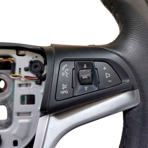 Volante Direção Chevrolet Cruze 2012 2013 A 2016 Com Comando Preto