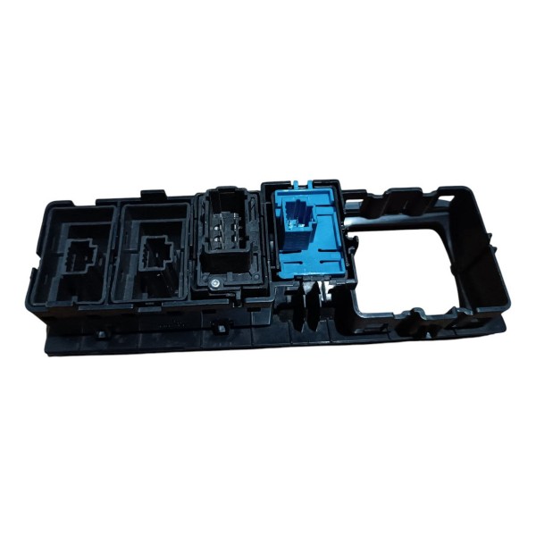 Botão Abertura Tanque E Tampa Traseira Fluence 2012 A 2018