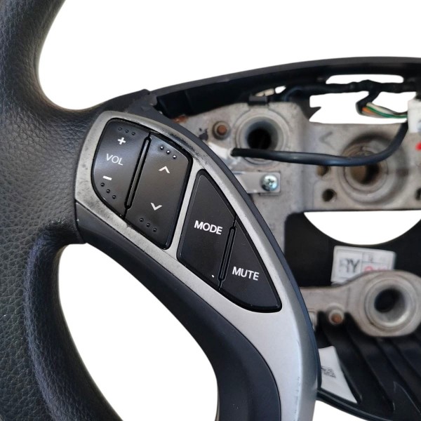 Volante Direção Elantra 2012 2013 A 2017 Com Comando Preto