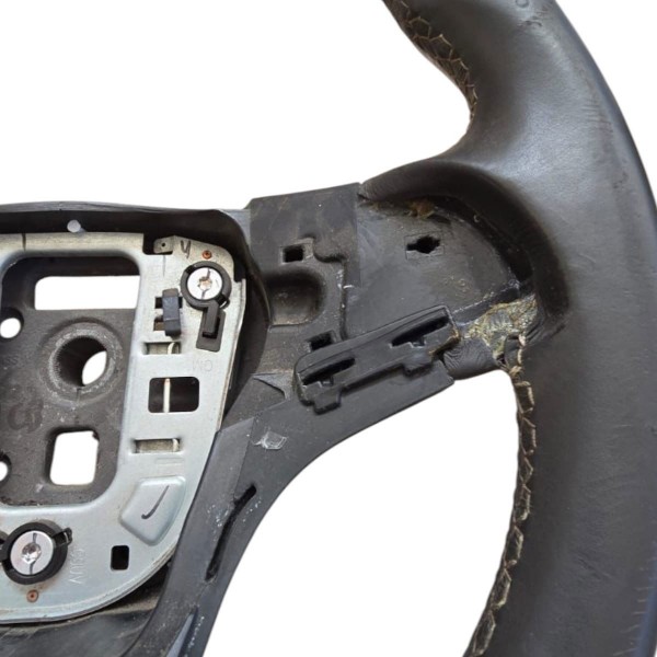 Volante Direção Gm Tracker 2014 2015 A 2019 Sem Comando Preto