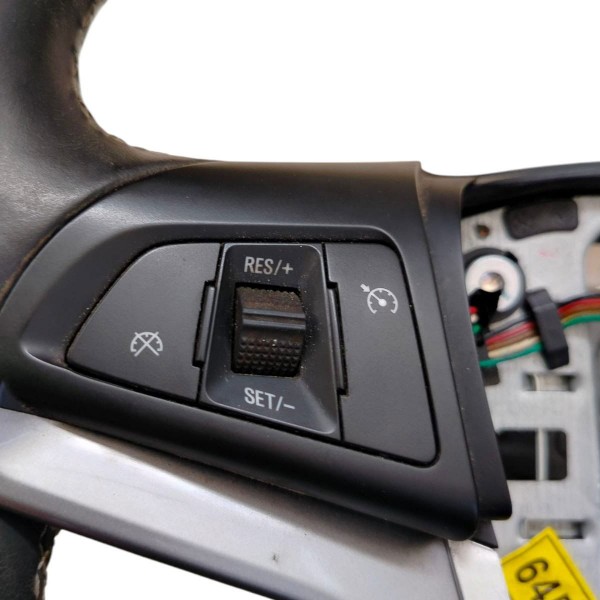 Volante Direção Gm Tracker 2013 2014 2015 2016 Com Comando Preto