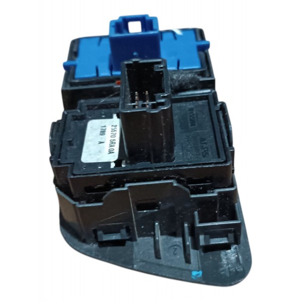 Botão Retrovisor Porta Malas Renault Kwid 2016 2017 A 2019