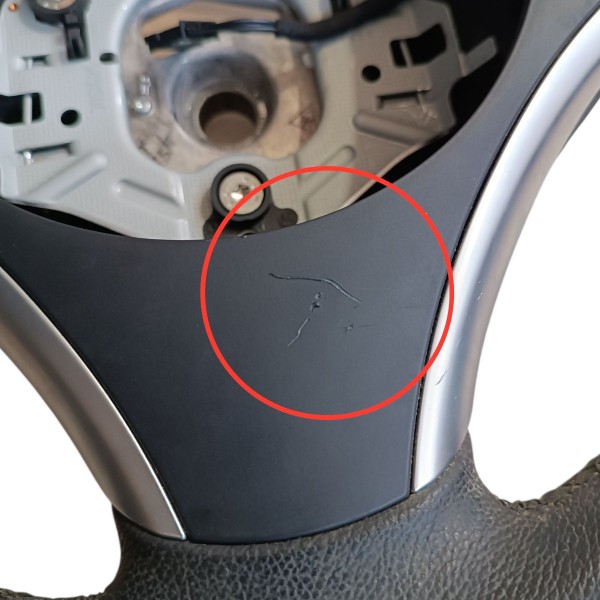 Volante De Direção Bmw X1 2009 2010 2011 2012 A 2014 Detalhe