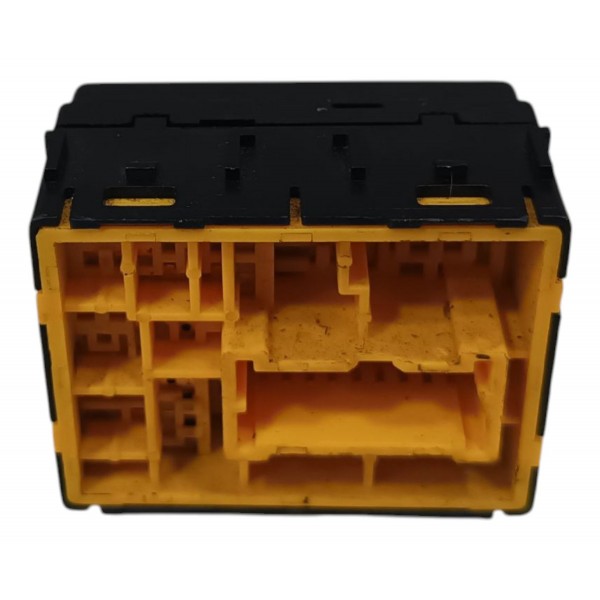 Botão Comando Regulagem Retrovisor Nissan March 2012 A 2016